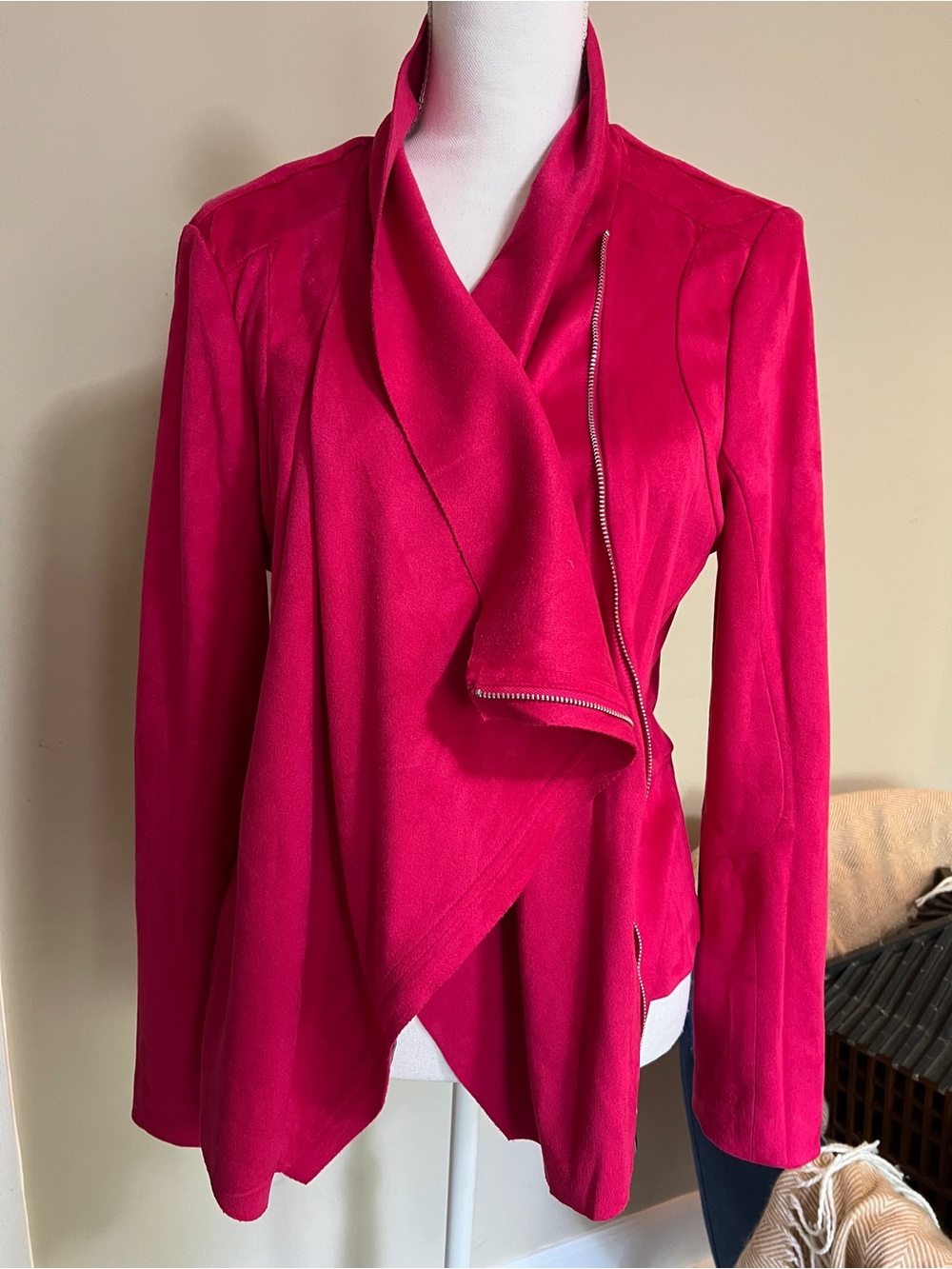 Carmen Marc Valvo Hot Pink Draped Asymmetric Jacket